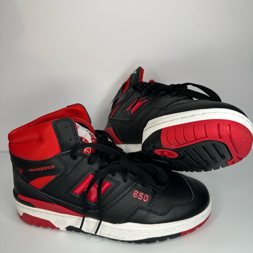 New Balance 650R Black Red- Size 6.5. New No Box